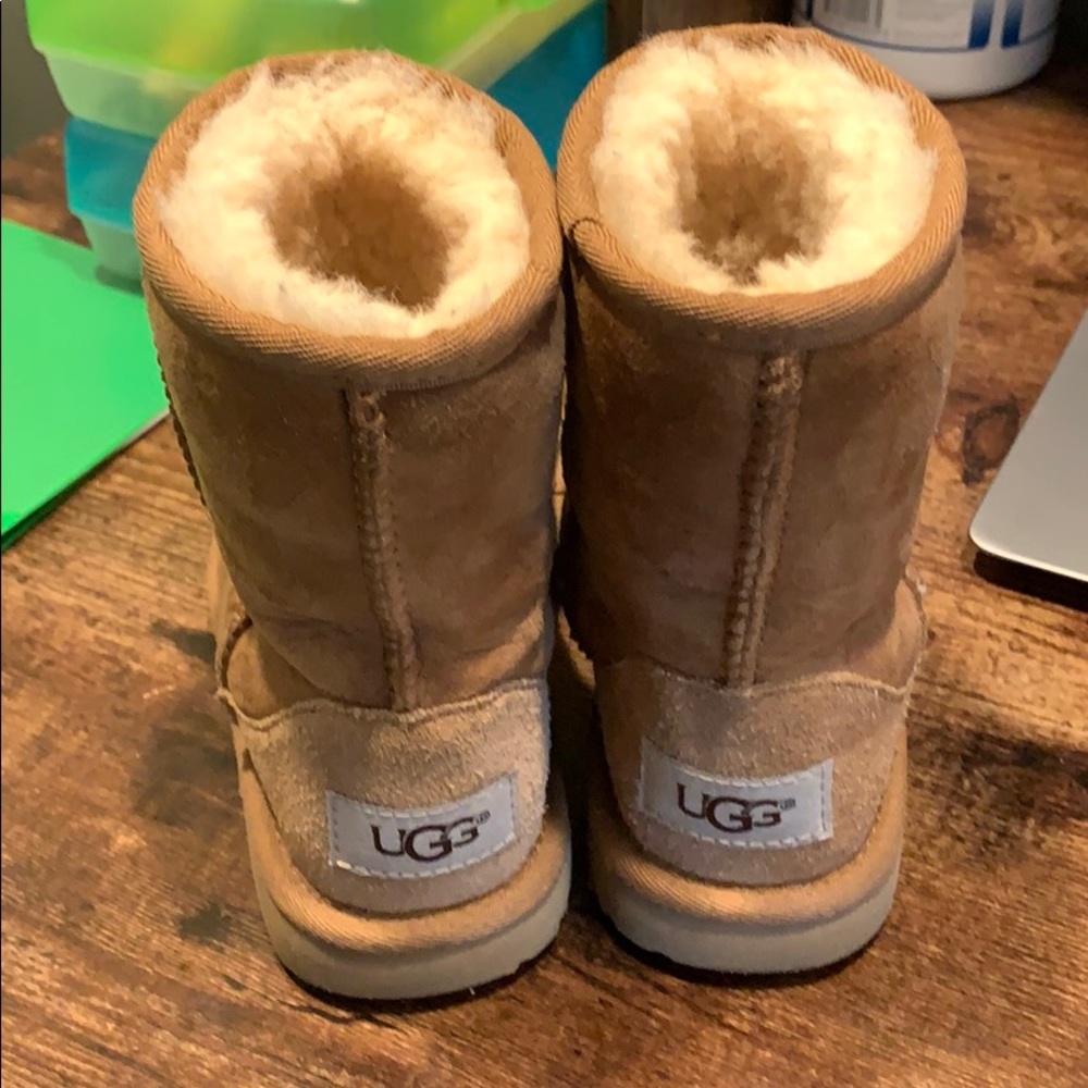Unisex size 11 Ugg boots